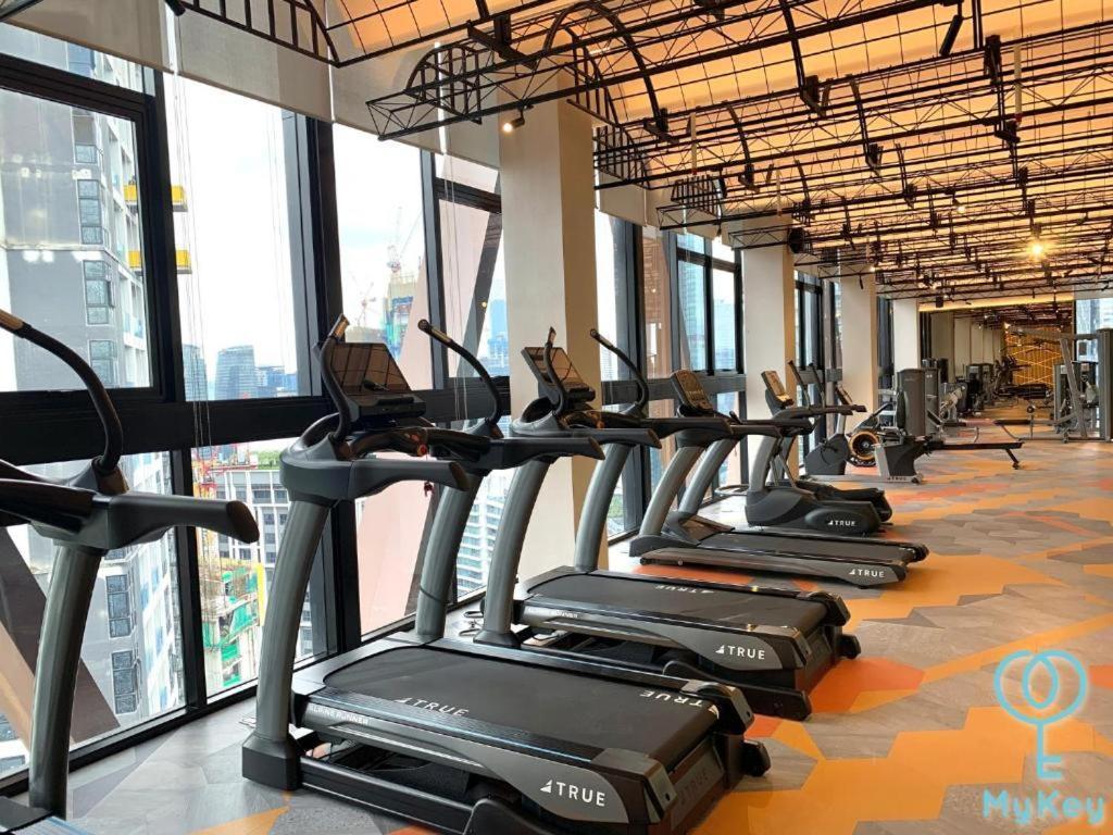 קואלה לומפור Scarletz Suites Klcc By Luxe Suites מראה חיצוני תמונה