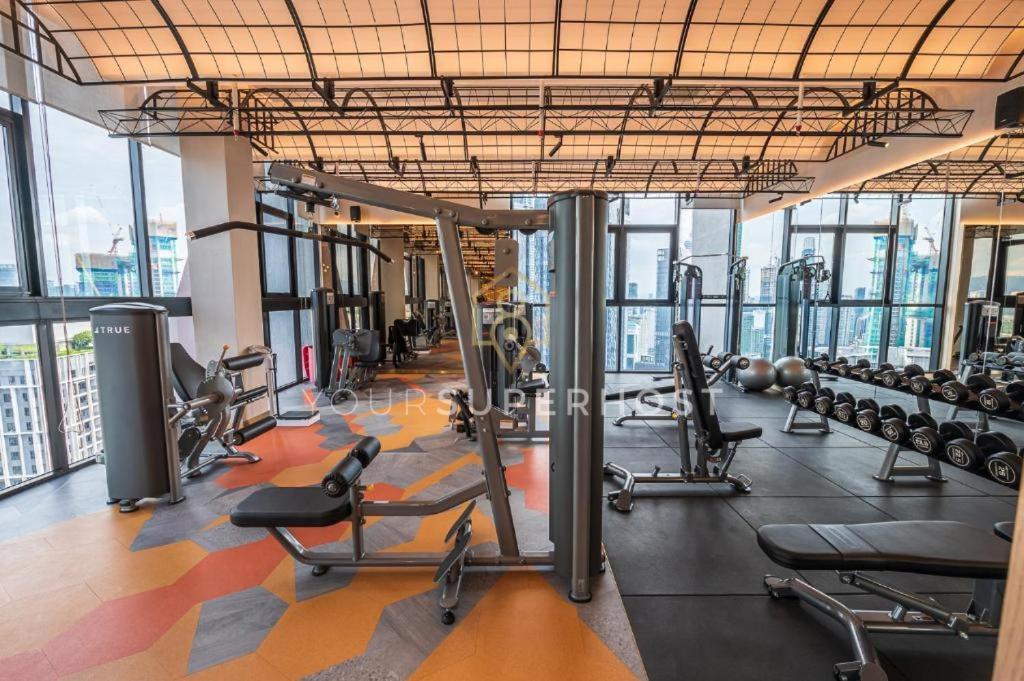 קואלה לומפור Scarletz Suites Klcc By Luxe Suites מראה חיצוני תמונה